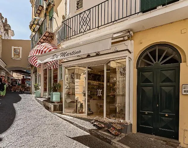 A Casarella In Piazzetta Capri